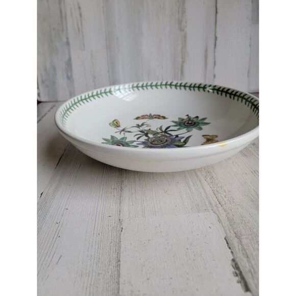 Large Botanic Gardens Blue Passion Flower ceramic serving dish Portmeirion - Picture 5 of 8